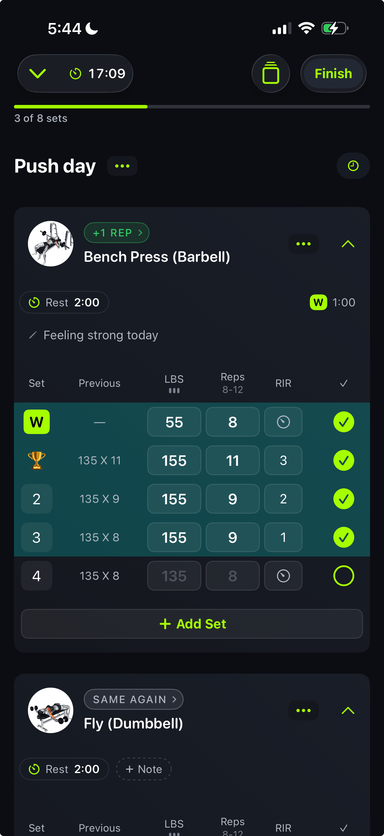Live workout in Trainlike with a +1 rep target on bench press